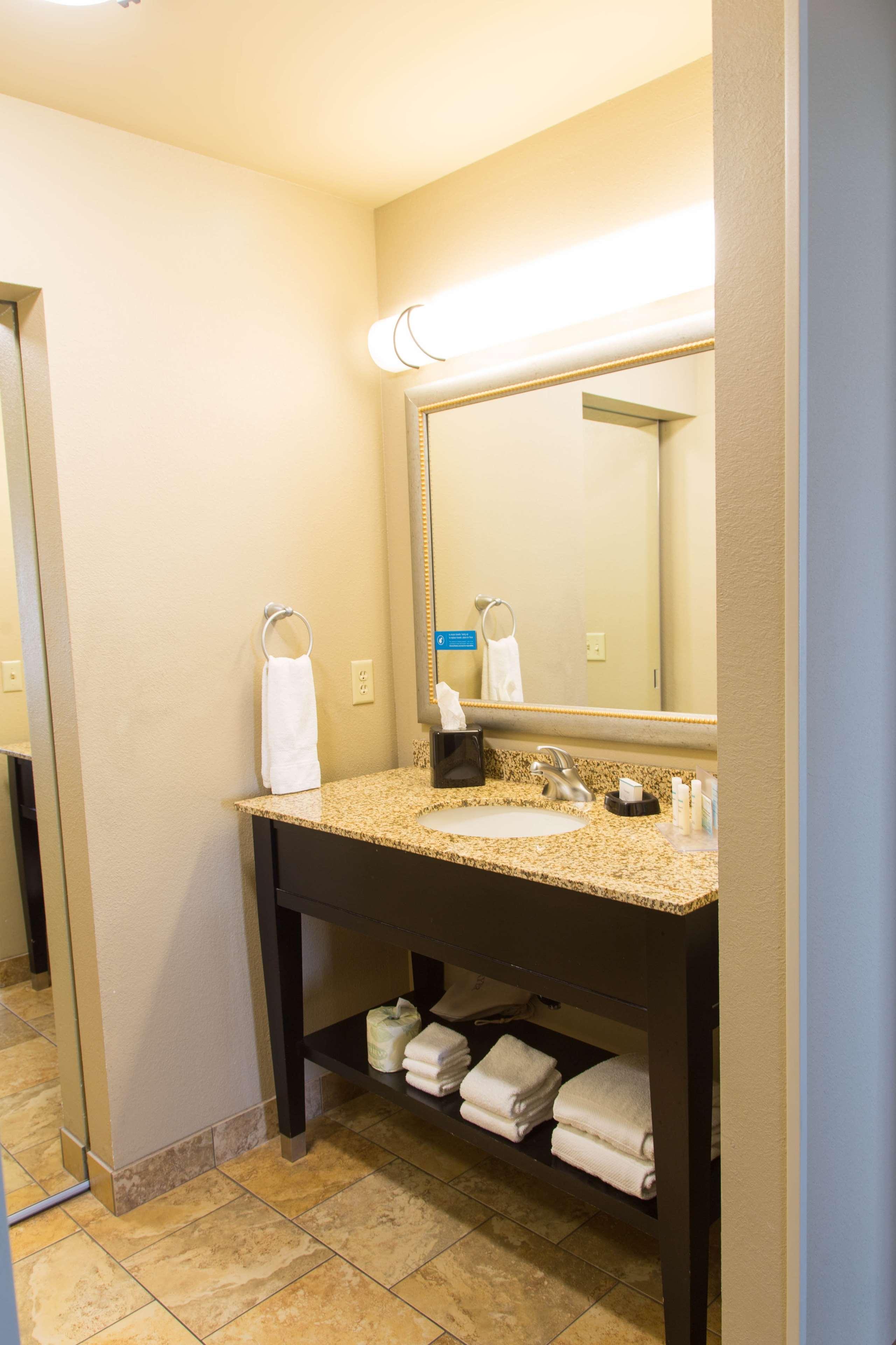 Hampton Inn & Suites Dodge City Boot Hill Casino Dış mekan fotoğraf